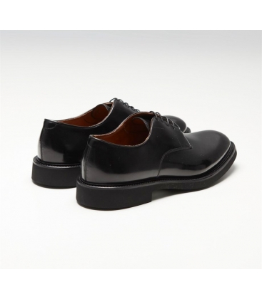 DOUCAL'S Stringata in pelle nera DU1003VEROUF007NN00